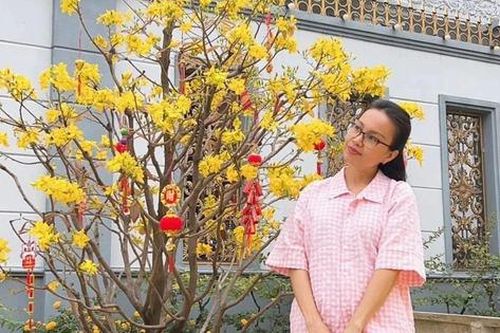 'Nữ hoàng dân ca' và điều kỳ lạ trong khu vườn ở biệt thự triệu đô