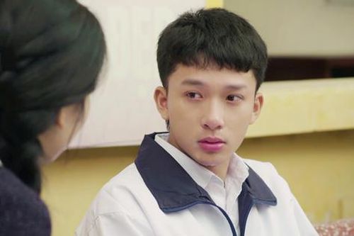 Sơn Tùng nhận 'cơn mưa' lời khen khi khiến khán giả rơi nước mắt
