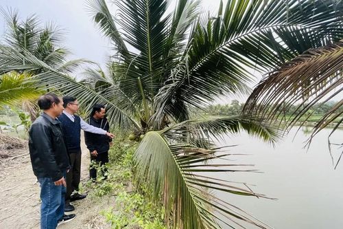 Phát huy vai trò gương mẫu, đi đầu của cán bộ, đảng viên