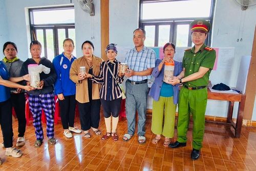 Tăng cường tuyên truyền phòng ngừa ngộ độc từ cá ủ chua