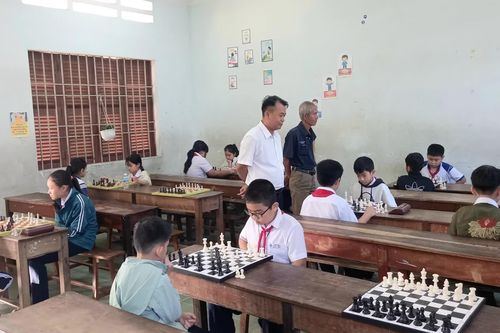Xã Suối Hiệp tổ chức Giải vô địch cờ vua các nhóm tuổi