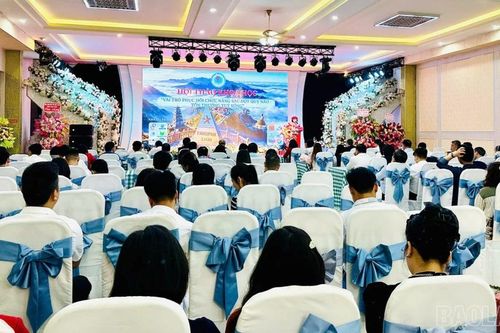 Gần 300 đại biểu tham dự hội thảo về vai trò phục hồi chức năng sau đột quỵ não, tổn thương tủy sống