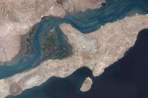 Đảo Qeshm: Pháo đài tên lửa ngầm và chiến lược kiểm soát eo biển Hormuz của Iran