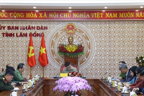 Bảo vệ an ninh mạng là nhiệm vụ cấp bách và thường xuyên