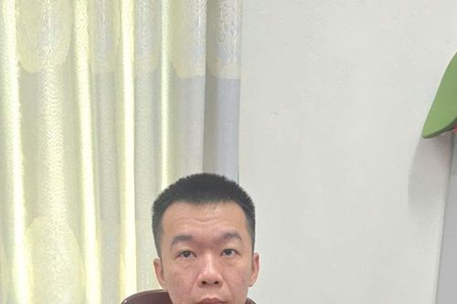 Vụ dàn cảnh bán đá thiên thạch cướp 1,5 tỷ đồng: Thêm một đối tượng ra đầu thú