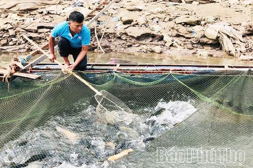 Những người 'giữ hồn' sông