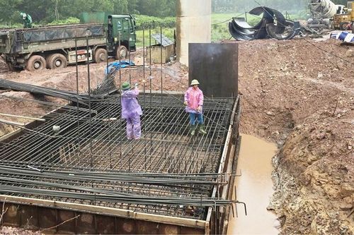 Vướng mặt bằng, ảnh hưởng đến tiến độ chung