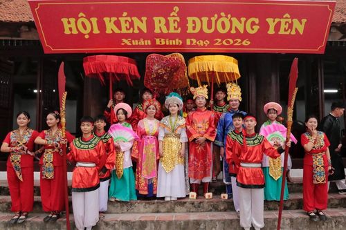Độc đáo lễ hội kén rể Đường Yên ở Hà Nội