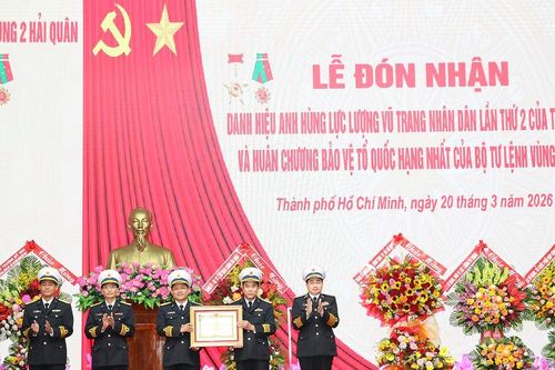 Vùng 2 Hải quân và Tiểu đoàn DK1 đón nhận danh hiệu cao quý của Đảng, Nhà nước