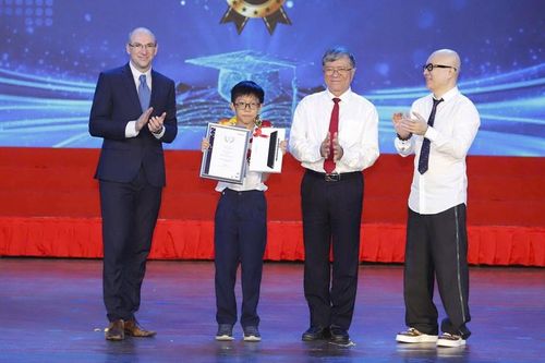 Một học sinh Việt Nam đạt điểm Toán tiểu học cao nhất thế giới