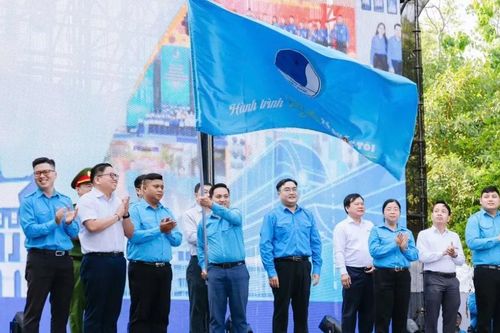 TPHCM: Phát động hành trình 'Tôi yêu Tổ quốc tôi' năm 2026