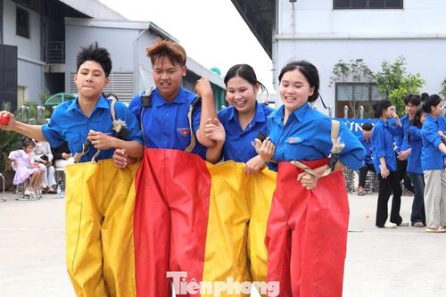Thanh niên Nghệ An 'cháy hết mình' trong Ngày đoàn viên