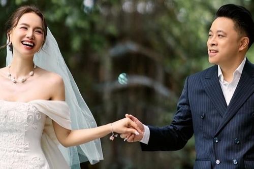 Bật mí về cặp vợ chồng 'hiếm có khó tìm' Victor Vũ và Đinh Ngọc Diệp