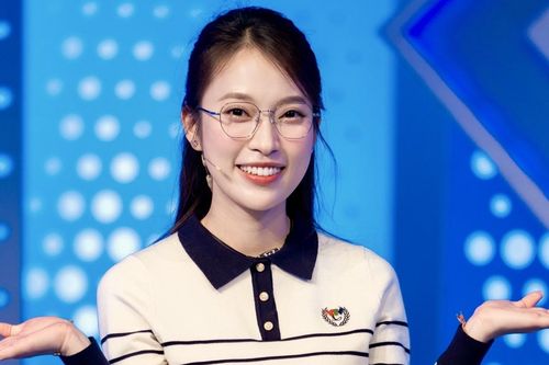Khánh Vy 'Đường lên đỉnh Olympia' lên tiếng về tin đồn hẹn hò 1 MC nổi tiếng