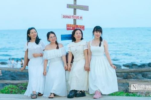 Lộ diện cung đường ven biển đẹp như tranh ở Hòn Yến, giới trẻ ùn ùn check-in