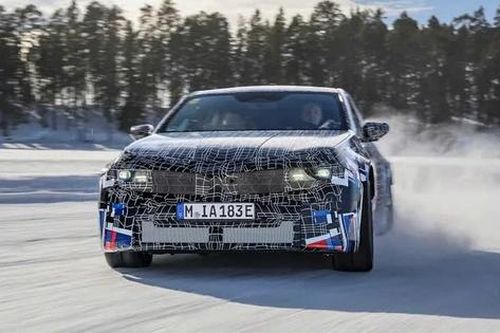 BMW iX3 mới sạc 10 phút đi thêm 370km