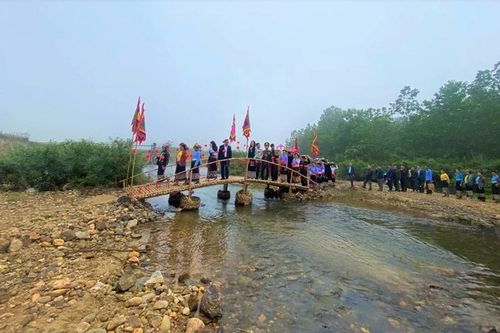 Không gian văn hóa Thái trên đất Vạn Xuân