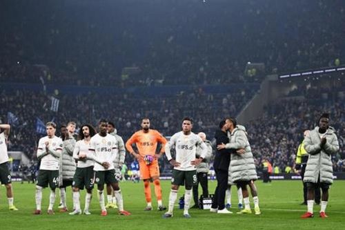 Everton 3-0 Chelsea: 5 nguyên nhân khiến The Blues lún sâu vào khủng hoảng