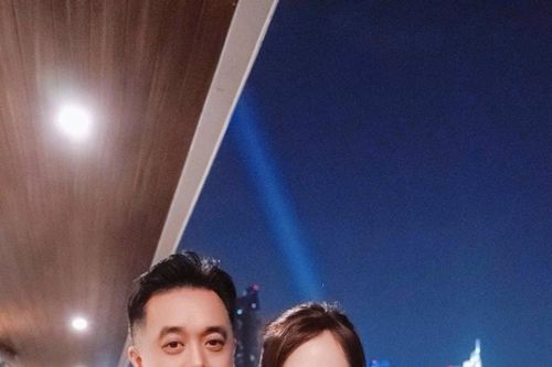 Nhạc sĩ Dương Khắc Linh và Sara Lưu chuẩn bị đón cặp song sinh thứ hai