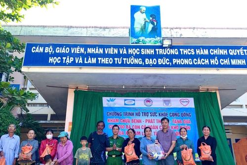 Hỗ trợ sức khỏe cộng đồng cho 700 người dân khó khăn tại xã Hàm Liêm