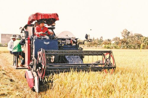 Vốn ngân hàng hỗ trợ cơ giới hóa nông nghiệp