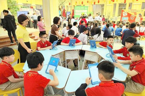Hạnh phúc và sự hài lòng của nhân dân là thước đo, mục tiêu phấn đấu