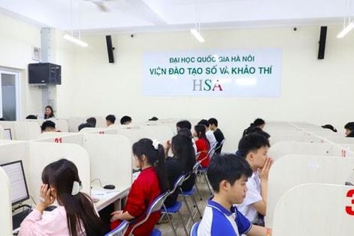 Hơn 10.000 thí sinh thi Đánh giá năng lực đợt 2 của ĐH Quốc gia Hà Nội