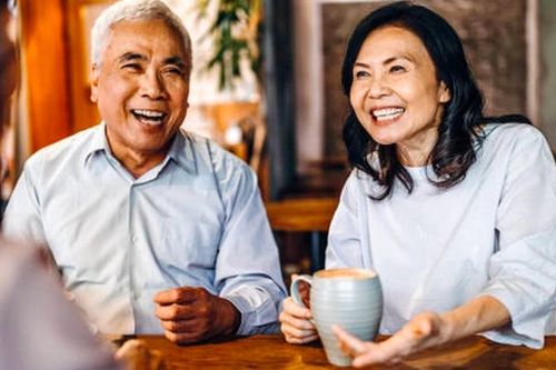Bước qua tuổi 70: Người già thông thái đã sớm chuẩn bị 5 'túi hành trang' này