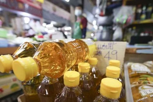 Giá nhiên liệu tăng cao gây áp lực lên các mặt hàng thiết yếu tại Thái Lan