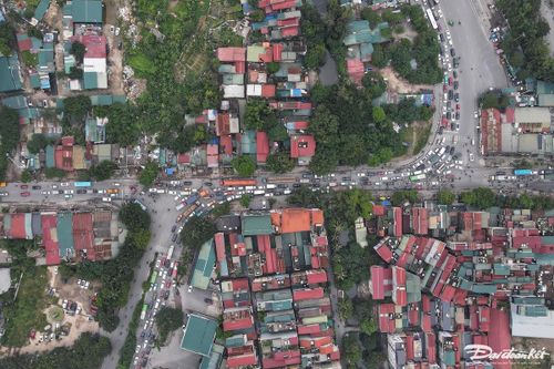 Hà Nội tăng tốc gỡ 'điểm nghẽn' mặt bằng, thúc đẩy tiến độ các dự án giao thông trọng điểm