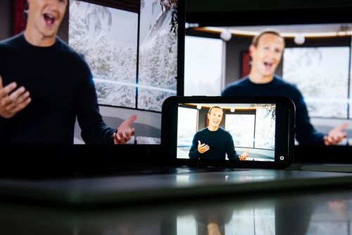 Mark Zuckerberg nhận sai