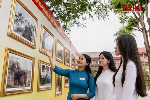 'Lớp học sống' giữa lòng trường học