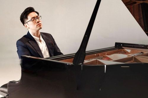 'Thanh âm vượt tầng': Khi một nghệ sĩ Việt chạm tới 'đỉnh Everest' của piano