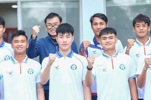 Các tốp 3 Quả bóng vàng Việt Nam thử sức tại giải hạng Nhì