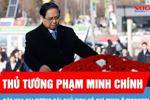 Thủ tướng Phạm Minh Chính đặt hoa tại Tượng đài Chủ tịch Hồ Chí Minh ở Moscow