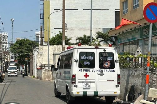 Người đàn ông tử vong trong tư thế treo cổ tại nhà trọ không số ở TPHCM
