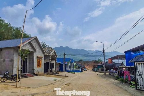 Đổ nợ vì trót vay tiền xây nhà tái định cư, chờ nhà nước hỗ trợ