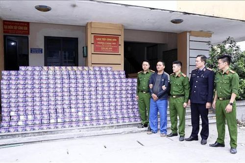 Thủ đoạn tinh vi ngụy trang pháo nổ để qua mắt lực lượng chức năng