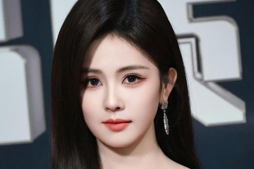 Bạch Lộc bị thay thế