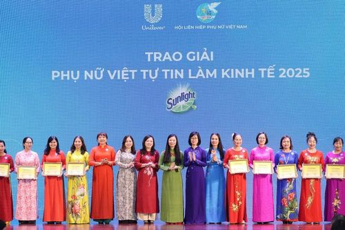30 chủ dự án tiêu biểu đoạt giải 'Phụ nữ Việt tự tin làm kinh tế'