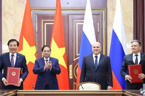 Hai Thủ tướng Việt Nam và Nga chứng kiến Lễ ký kết về hợp tác xây dựng Nhà máy điện hạt nhân