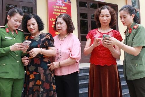Ban Phụ nữ Công an tỉnh Bắc Ninh: Ứng dụng công nghệ, nâng cao hiệu quả phục vụ Nhân dân