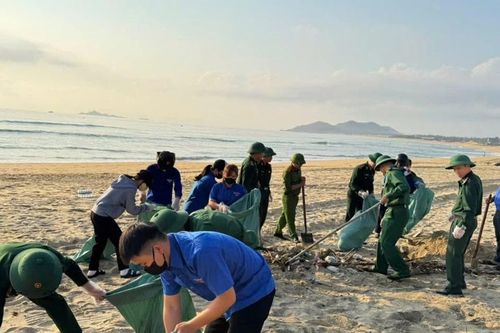 Gia Lai: Tuổi trẻ ra quân 'Ngày chủ nhật xanh' lần thứ I năm 2026