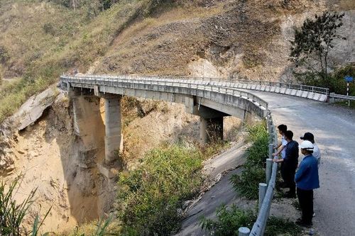 Khắc phục hậu quả thiên tai trên tỉnh lộ 128