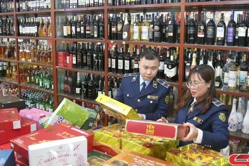 Bình ổn thị trường trước áp lực tăng giá xăng, dầu