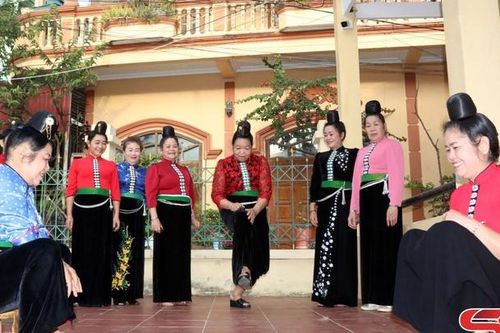 Độc đáo trò chơi tó mák lẹ của đồng bào Thái