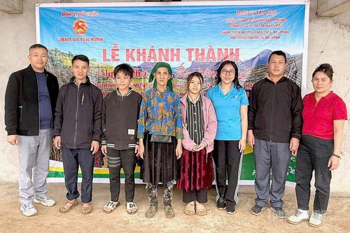 Xã Yên Minh khánh thành 2 mái ấm vùng cao