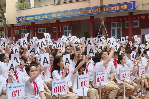 Ngày hội Tiếng Anh: Thử thách và tỏa sáng