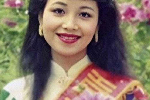Điều chưa biết về hoa hậu 1m58 của Việt Nam: Thông thạo 5 ngoại ngữ, chuẩn 'tiểu thư lá ngọc cành vàng', hiện là bà mẹ quyền lực và doanh nhân thành đạt