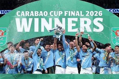 Cú đúp của hậu vệ trẻ Nico O'Reilly giúp Manchester City đăng quang League Cup